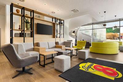 Super 8 By Wyndham Koblenz