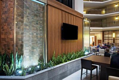 Embassy Suites by Hilton Portland Tigard