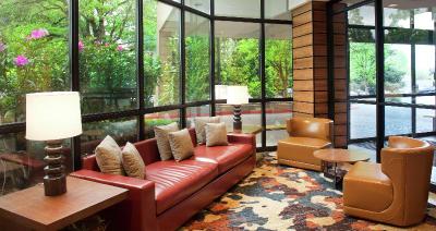 Embassy Suites by Hilton Portland Tigard