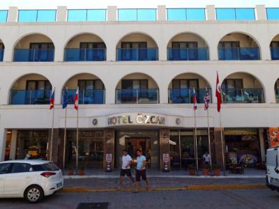 Ozcan Beach Hotel