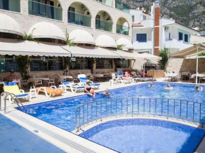 Ozcan Beach Hotel