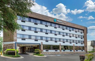 Clarion Pointe Raleigh Midtown