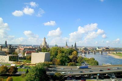 Am Terrassenufer