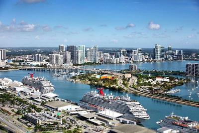 Doubletree by Hilton Grand Biscayne Bay