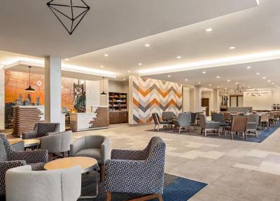 La Quinta Inn and Suites Mount Laurel Moorestown
