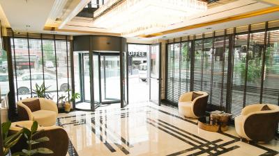 Sky Hi̇ll Hotel