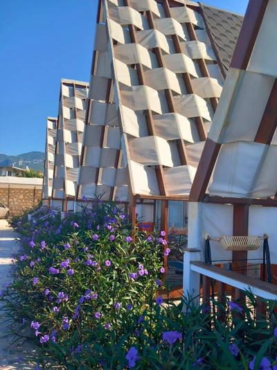 Bu Bungalow Hotel