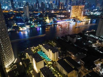 The Quarter Chao Phraya By Uhg