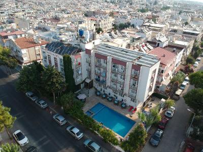 Saadet Hotel