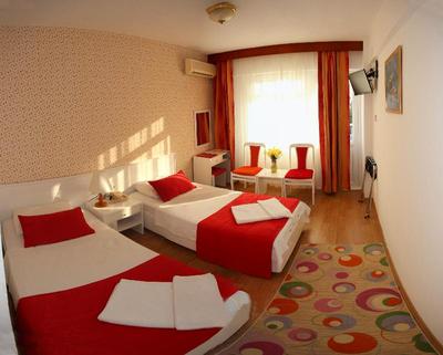 Saadet Hotel