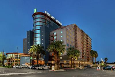 Embassy Suites Hotel Convention Center