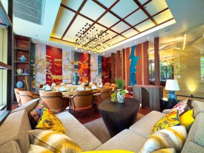 Mercure Bangkok Surawong