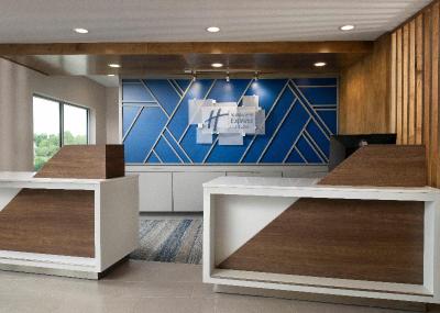 Holiday Inn Express and Suites Lima