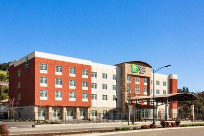 Holiday Inn Express & Suites Hayward Castro Valley