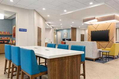 Holiday Inn Express and Suites Bessemer Birmingham