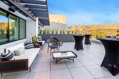 Cambria Hotel Burbank Airport