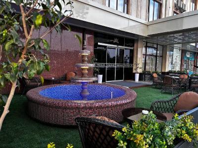Khan Palace Hotel