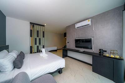 Lhc Hotel And Resort