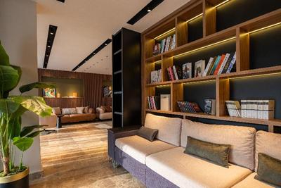 Fly Point Hotel