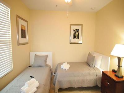 Johns Pass Hotel & Condos
