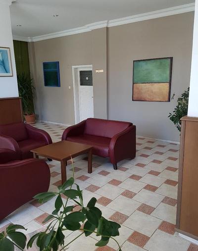 The S Aparts & Suites Hotel