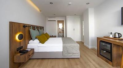 Nixie Hotel - Beach +14 Adult Only