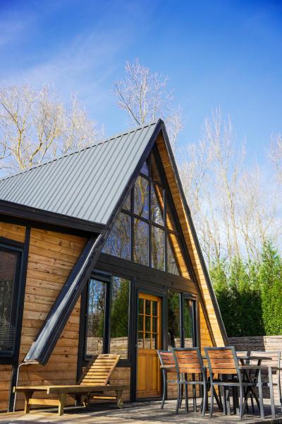 Pentalow Cabin