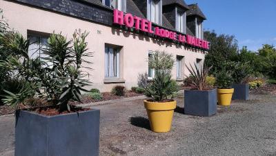 Logis Hotel Lodge La Valette