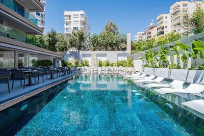 Awen Lara Hotel