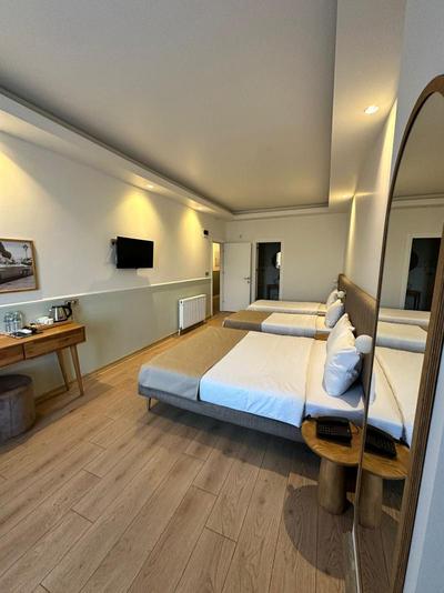 Meshk Airport Hotel