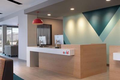 Avid Hotels Oak Creek