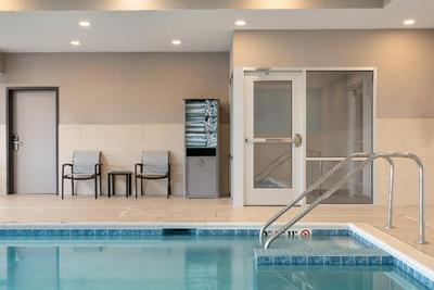 Avid Hotels Oak Creek