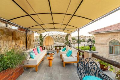 Elysion Cave Suites