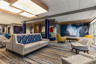 Holiday Inn Express And Suites Rhinelander