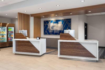 Holiday Inn Express & Suites Reedsburg Dells Area