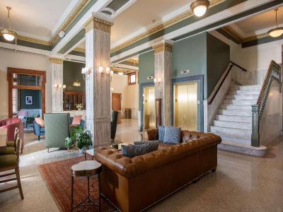 Hotel Petersburg Tapestry Collection