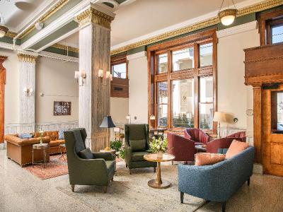 Hotel Petersburg Tapestry Collection