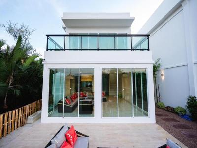 Yunoya Riverside Villa