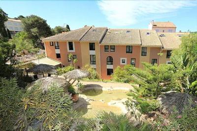 Hotel Ra Sidence Les Ma Des