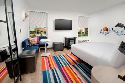 Aloft Florence