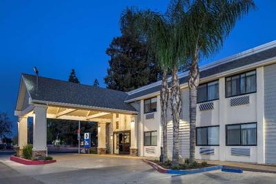 Best Western Town & Country Hotel