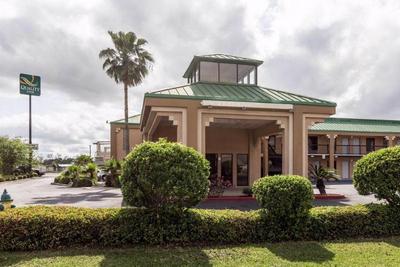 Quality Inn Riverfront Center