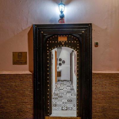 Maison Solaneos