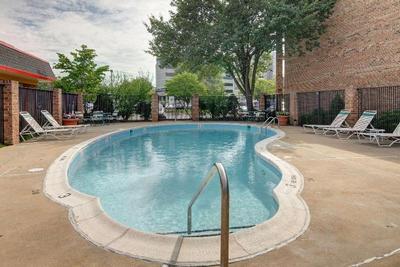 Suburban Studios Tysons Corner