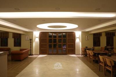 Altiparmak Suit Otel