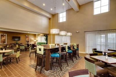 Hampton Inn & Suites - Cape Coral/Fort Myers Area