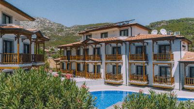 Club Nur Hotel