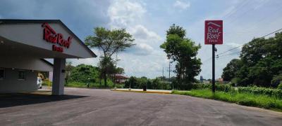 Red Roof Inn Byron