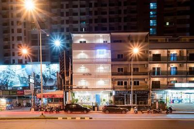 Me U Hostel Pattaya By Zuzu