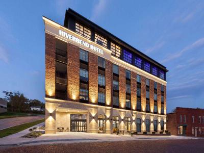 Riverbend Hotel And Suites Trademark Collection